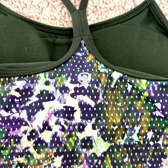 Lululemon Tank with Sports Bra - Picture 8 of 8